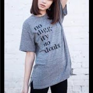 Brandy Melville diana no diggity no doubt graphic tee gray